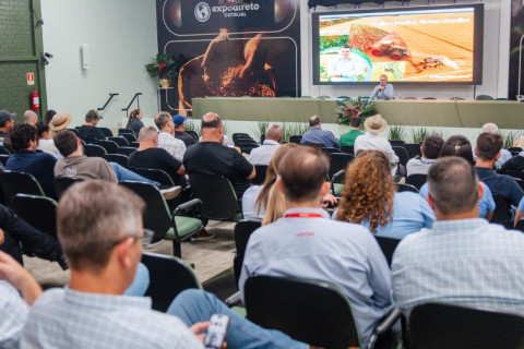 Expodireto: 17º Fórum do Milho 2026: destaque para o manejo integrado, irrigação e cenário nacional do cultivo