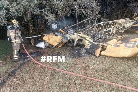 Avião cai no interior de Cruz Alta.