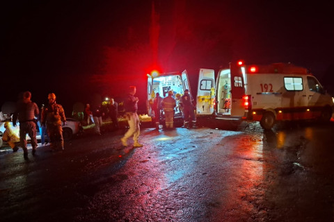 GRAVE ACIDENTE ENVOLVENDO TRÊS VEÍCULOS É REGISTRADO NA ERS-522
